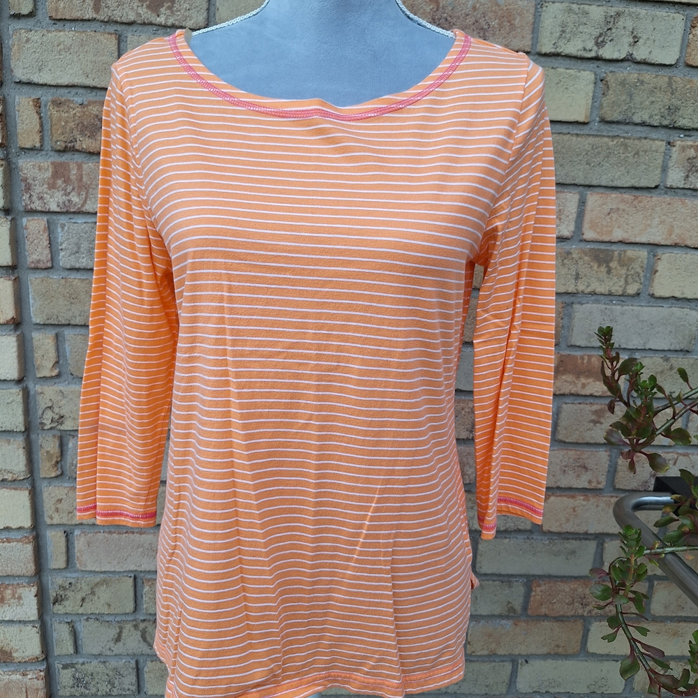 Basic Editions Orange and White Fitted 3/4 Sleeve Tee Medium.